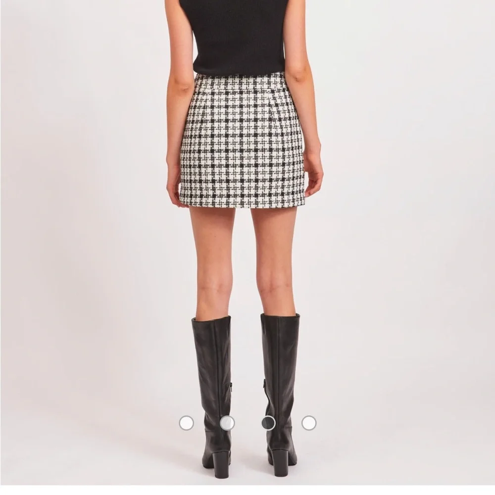 VILA Black and White Checkered Mini Skirt Sz 36 EUC